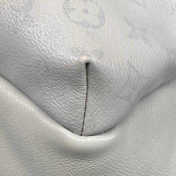 LOUIS VUITTON Discovery Backpack Bronze/Optic White Taigarama - Picture 9 of 15